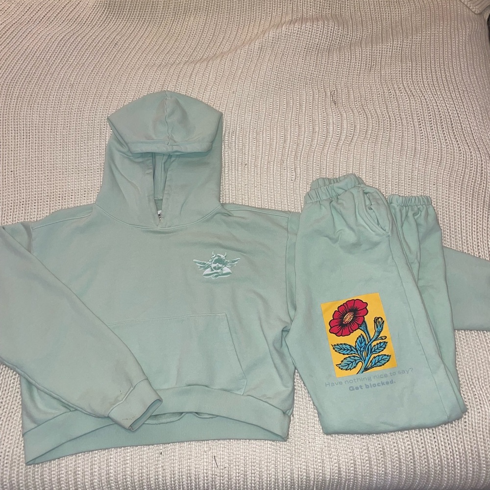 Boys Lie brand matching set. One size.